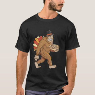 funny bigfoot sasquatch pilgrim pie turkey Thanksg T-Shirt