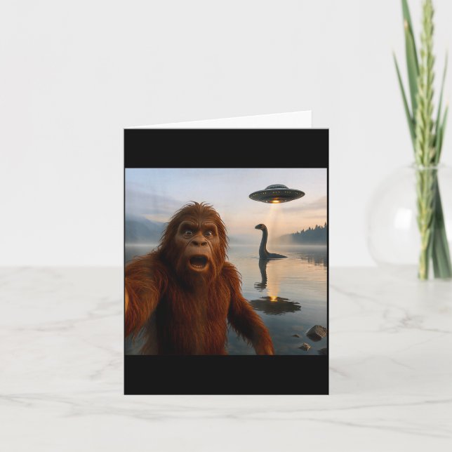 Funny Bigfoot Selfie With Loch Ness Monster And Uf Card (Front)