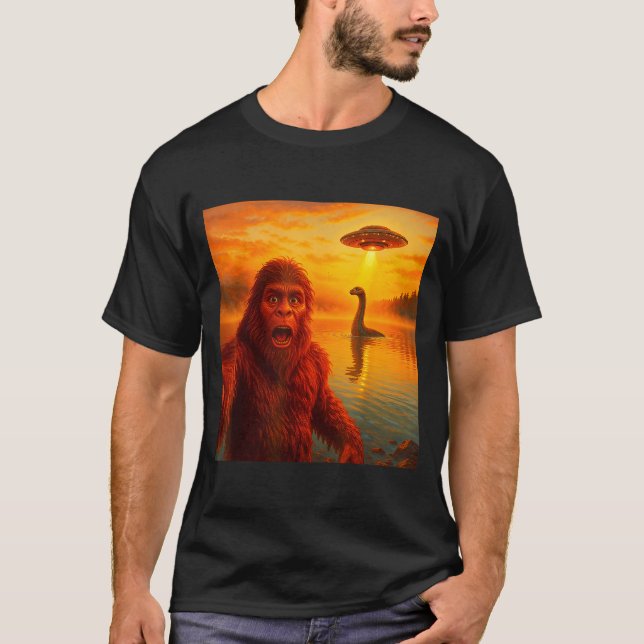 Funny Bigfoot Selfie With Loch Ness Monster And Uf T-Shirt (Front)