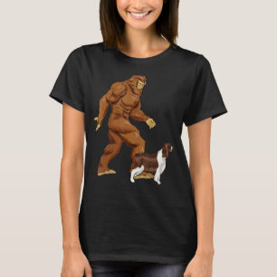 Funny Bigfoot Walking English Springer Spaniel Sas T-Shirt