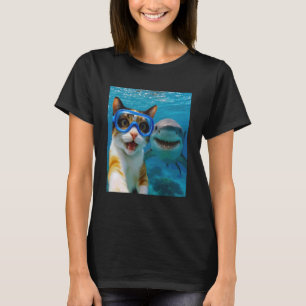 Funny Calico Cat Selfie with Shark Ocean Lovers T-Shirt