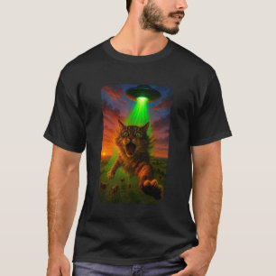 Funny Cat Abducted by UFO Aliens At The Country Si T-Shirt