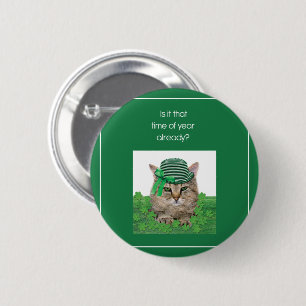 Funny Cat on St. Patrick’s Day 6 Cm Round Badge
