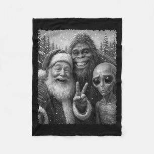Funny Cat Santa Bigfoot Alien Christmas Selfie Tee Fleece Blanket