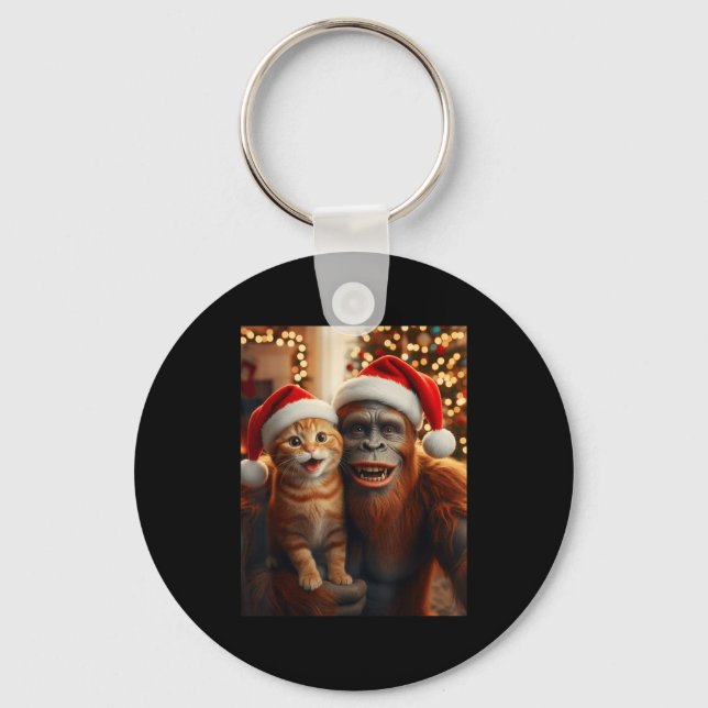 Funny Cat Selfie With Bigfoot Christmas Sasquatch  Key Ring (Front)
