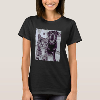 Funny Cat Selfie With Happy Rottweiler Dog Best Pe T-Shirt