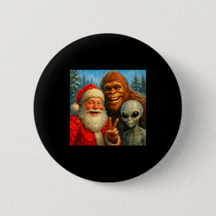 Funny Cat Selfie With Santa Claus &amp; Bigfoot Me 6 Cm Round Badge