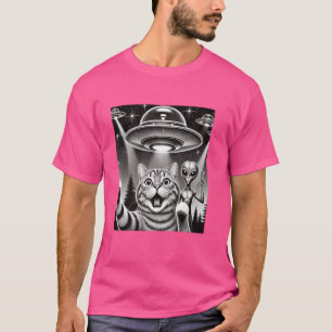Funny Cat Selfie with UFO Alien Abduction Extrater T-Shirt