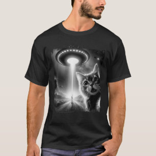 Funny Cat Selfie with UFOs Abduction Aliens for M T-Shirt
