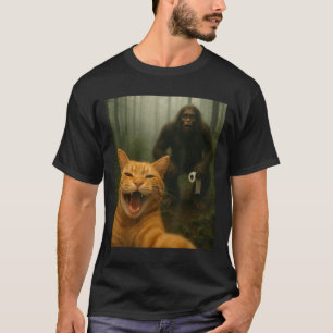 Funny Cat Surprised Happy Selfie With Bigfoot Sasq T-Shirt