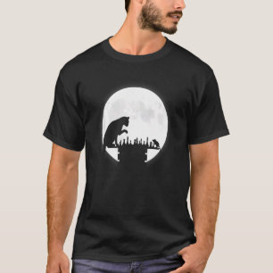 Funny Chess Board Cat Mouse Chess Playing Moon Gra T-Shirt