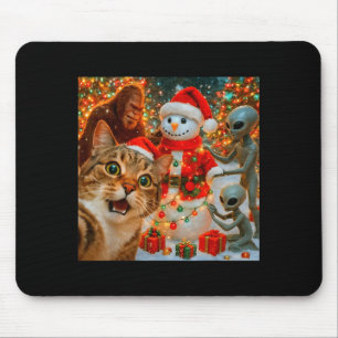 Funny Christmas Cat Selfie With Bigfoot Alien & Mouse Pad