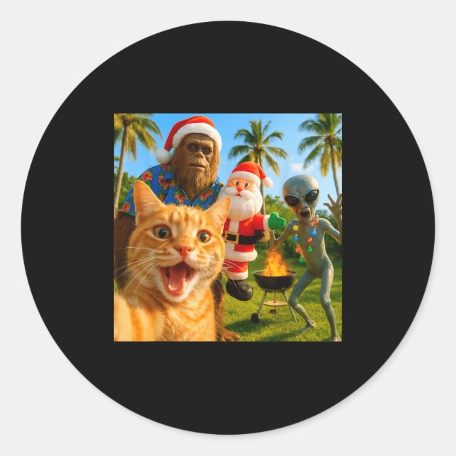 Funny Christmas Cat Selfie With Bigfoot &amp; Alie Classic Round Sticker (Front)