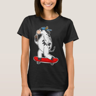 Funny Cow Skateboarding Lover Cute Skateboarder Co T-Shirt