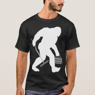 Funny Curling Bigfoot Gift Sasquatch Curling Men T-Shirt