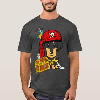 Funny dachshund is a pirate T-Shirt