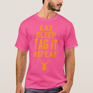 Funny Deer Hunting Season For Men Beer Venison Lov T-Shirt