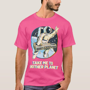 Funny Dj Spaceman Edm Gear Rave Techno Music T-Shirt