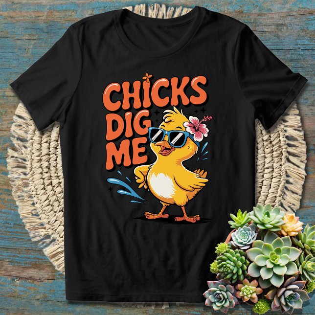 Funny Duck Pun Chicks Dig Me - Animal Lovers T-Shirt (Creator Uploaded)