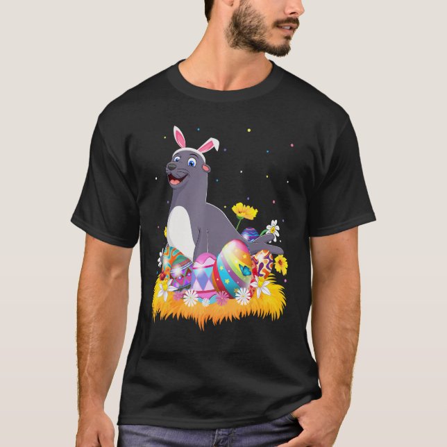 Funny Easter Egg   Cute Seals Easter Sunday T-Shirt (Front)