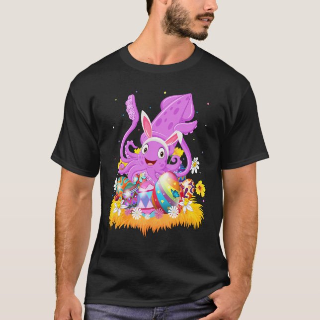 Funny Easter Egg   Cute Squid Easter Sunday T-Shirt (Front)