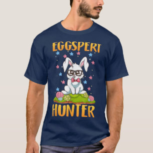 Funny Easter Egg Hunt Eggspert Hunter Easter Bunny T-Shirt