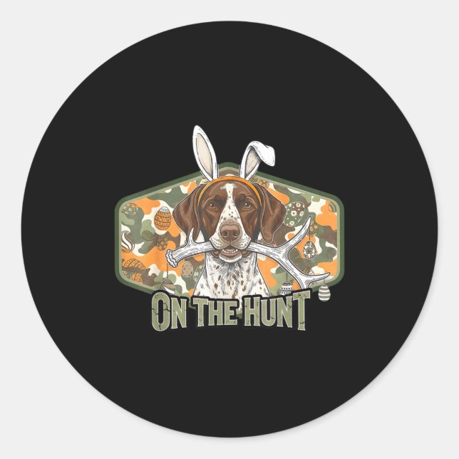 Funny easter labrador retriever on the hunt bunny classic round sticker (Front)