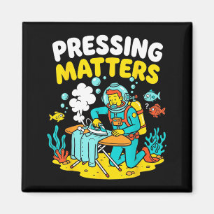 Funny Extreme Ironing Scuba Diver Pressing s Magnet