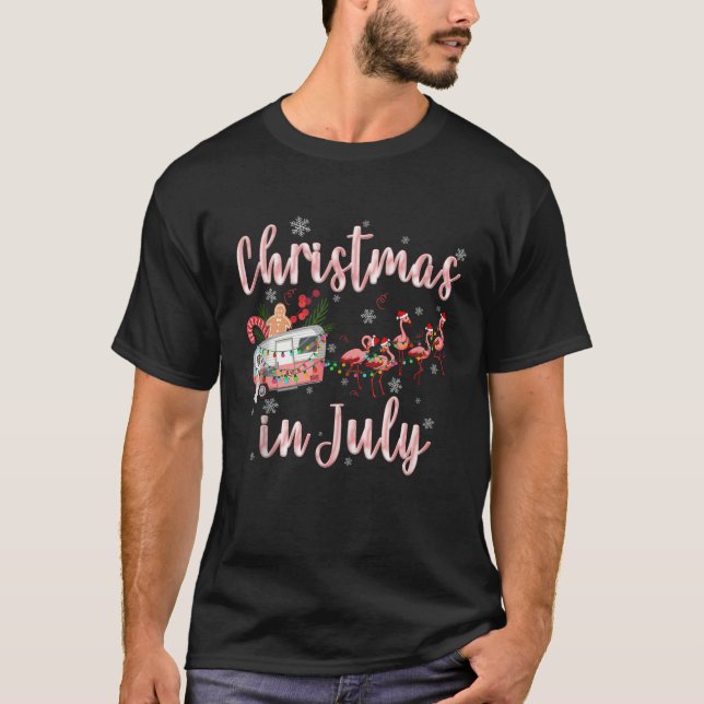 Funny Flamingo Santa Hat Christmas in July Men Wom T-Shirt (Front)