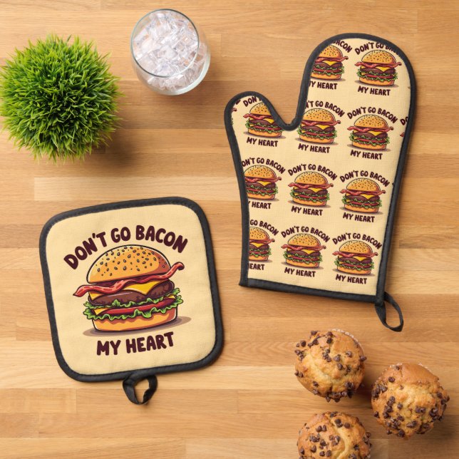 Funny Food Pun Bacon Lover Cheeseburger Design Oven Mitt & Pot Holder Set (Top Down)