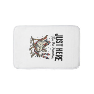 Funny Freedom Rooster Vintage Patriotic Shirt_1 Bath Mat
