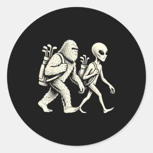 Funny Golf Bigfoot Sasquatch Alien Ufo Golfer  Classic Round Sticker