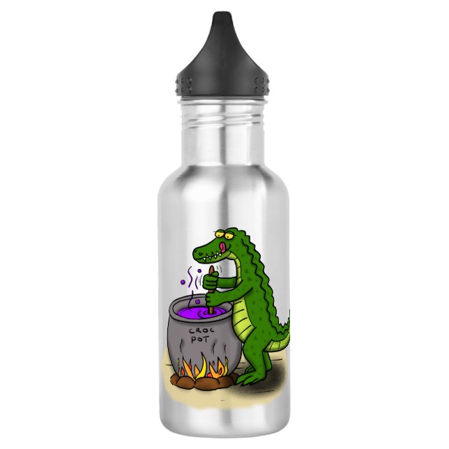 Funny green alligator cooking cartoon 532 ml water bottle (Left)