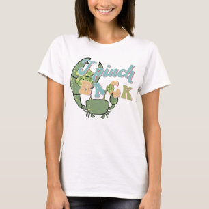 funny green crab St Patricks day I pinch back gift T-Shirt