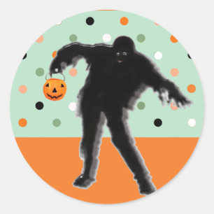 Funny Halloween Zombie Classic Round Sticker