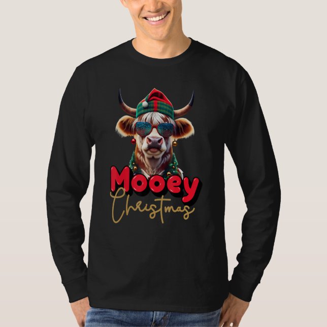 Funny Highland Cow Mooey Christmas Scottish Family T-Shirt (Front)