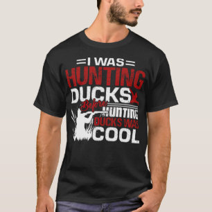 Funny Hunting Duck  beagle golden retriever  T-Shirt