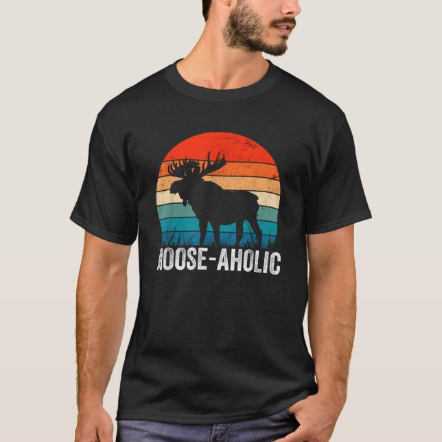 Funny Hunting Graphic Moose aholic Women Men Moose T-Shirt (Front)