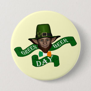 Funny Irish leprechaun 7.5 Cm Round Badge