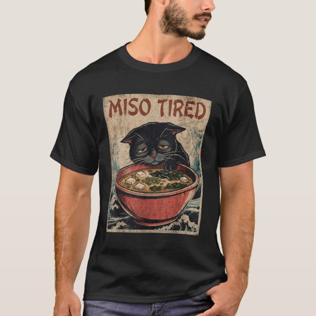 Funny Japanese Cat Pun Food Humor Miso Ramen Soup  T-Shirt (Front)