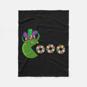 Funny Mardi Gras Hat Eating King Cakes - Mardi Gra Fleece Blanket