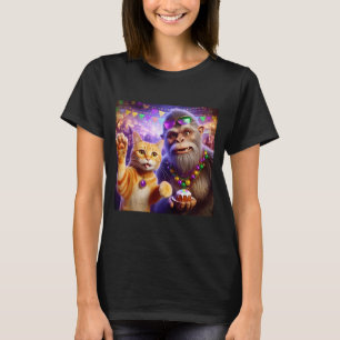 Funny Mardi Gras Selfie Cat Bigfoot Quote _3 T-Shirt