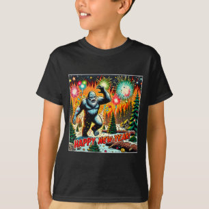 Funny New Years Eve 2024 Bigfoot And Fireworks Hum T-Shirt