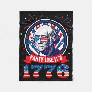 Funny Patriotic Chickens Usa Flag 4th Of July Chic Fleece Blanket