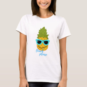 Funny Pineapple Chilling With Summer Sunglasses T-Shirt