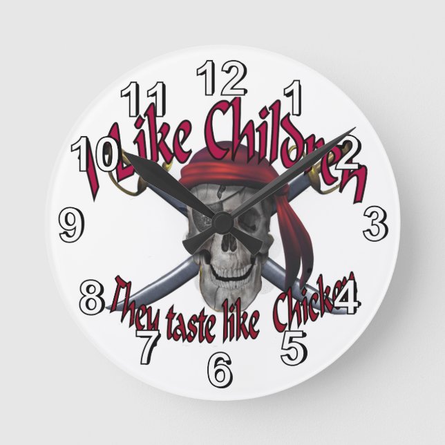 Funny pirate skull round clock (Front)