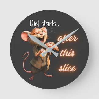 ✨Funny Pizza Diet Mouse Design Round Clock