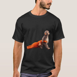 Funny punch baby alone monkey cute prank team humo T-Shirt