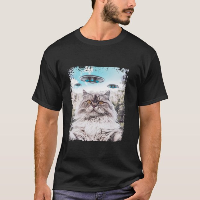 Funny Ragdoll Cat kitten Selfie with Alien UFOs T-Shirt (Front)