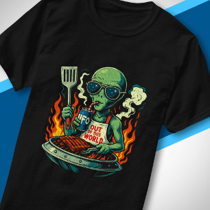 Funny Retro Green Alien UFO BBQ Grill Sunglasses T-Shirt